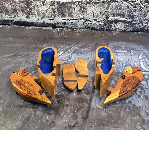 Vintage Carved Wooden Puzzle Box Two Parrots Jewelry Stash Box - Picture 7 of 9